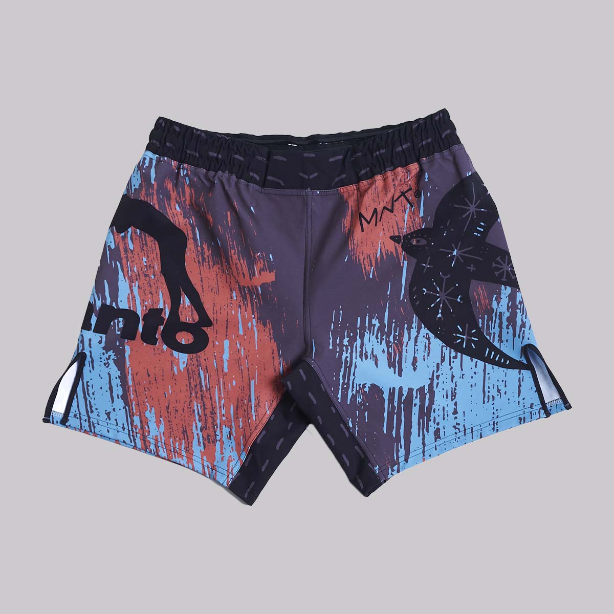 マントリビングスはマルチカラーと戦います