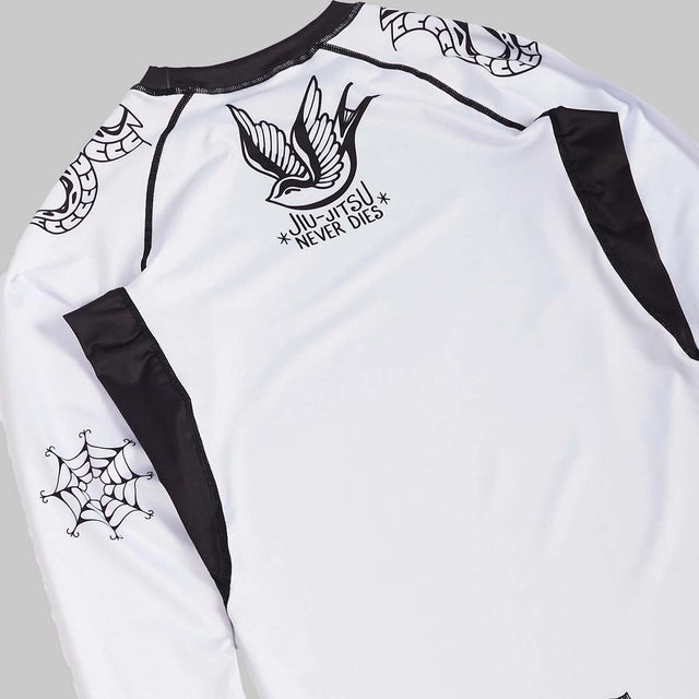 Manto Miko Rash Guard White