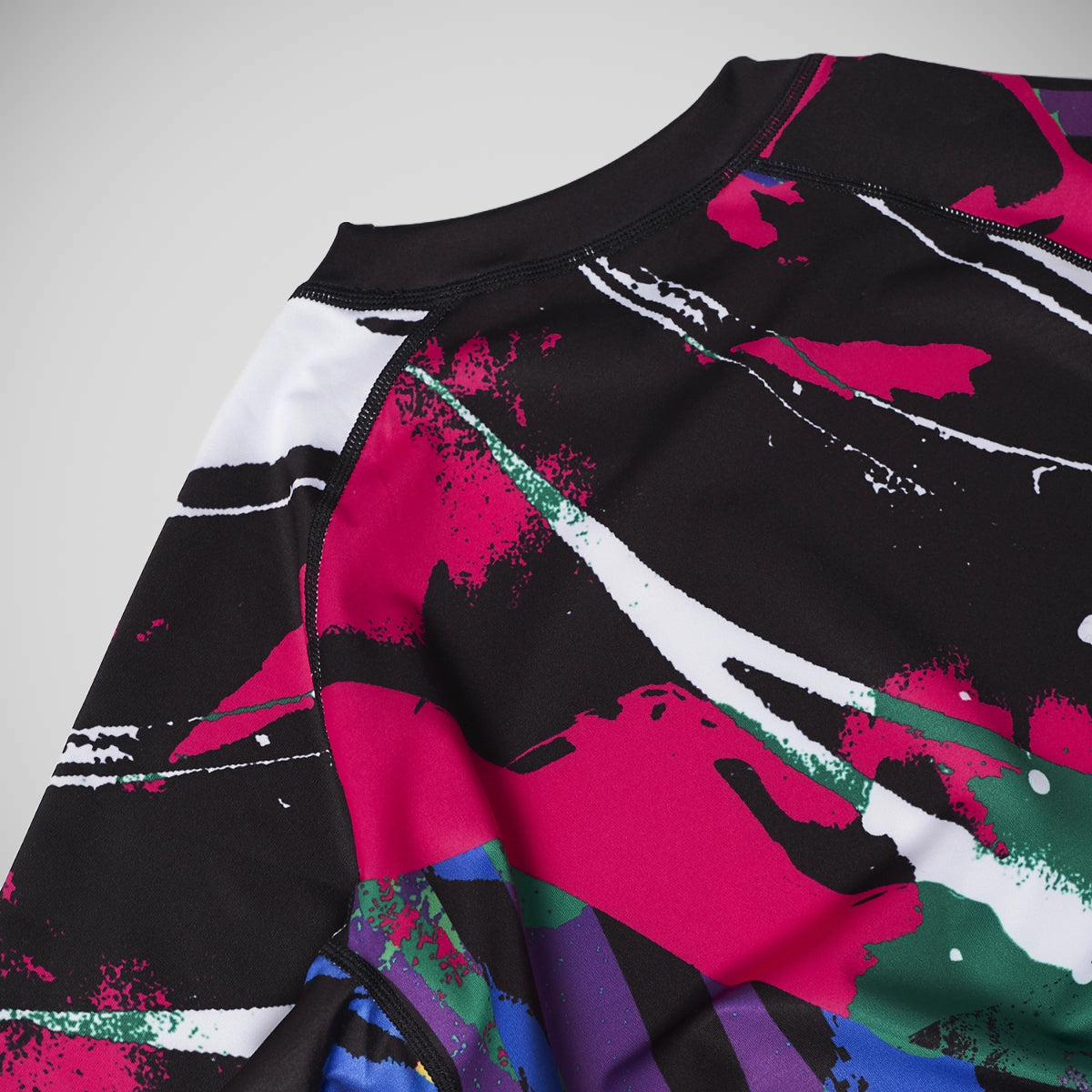 मंटो रेव रैश गार्ड मल्टीकोल