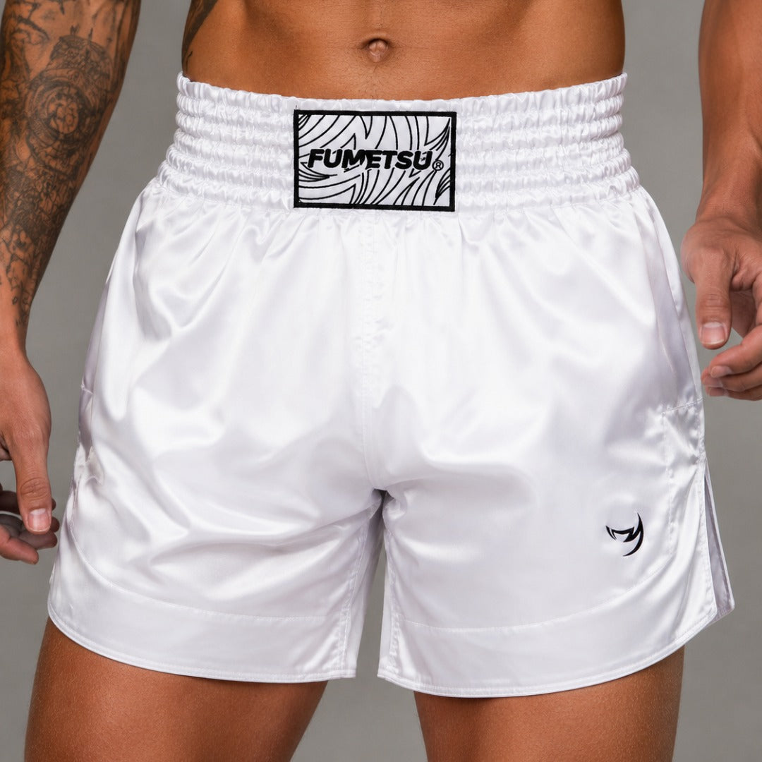 Fumetsu oorsprong muay thai shorts wit