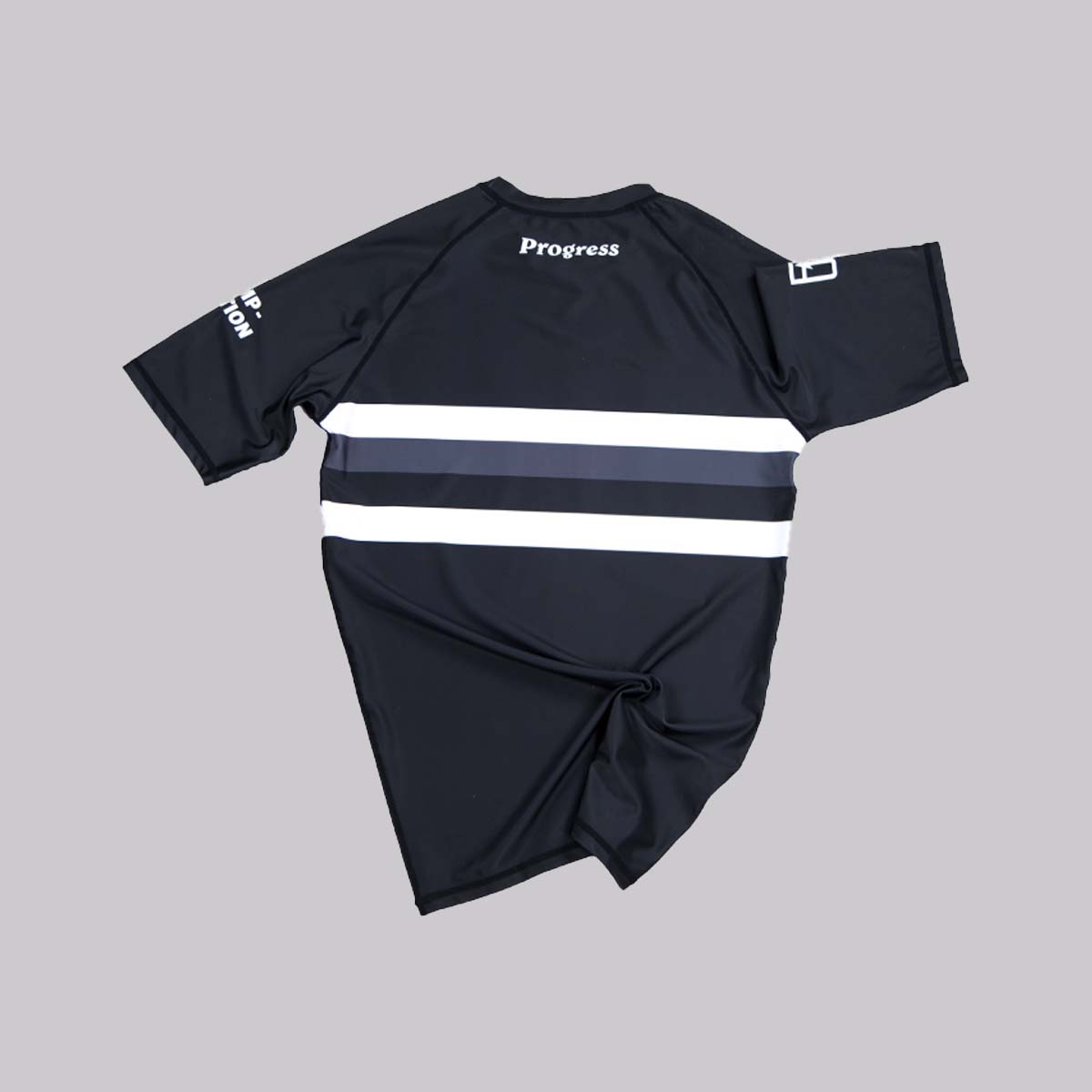 Прогресс ранжирует соревнование Rash Guard Black