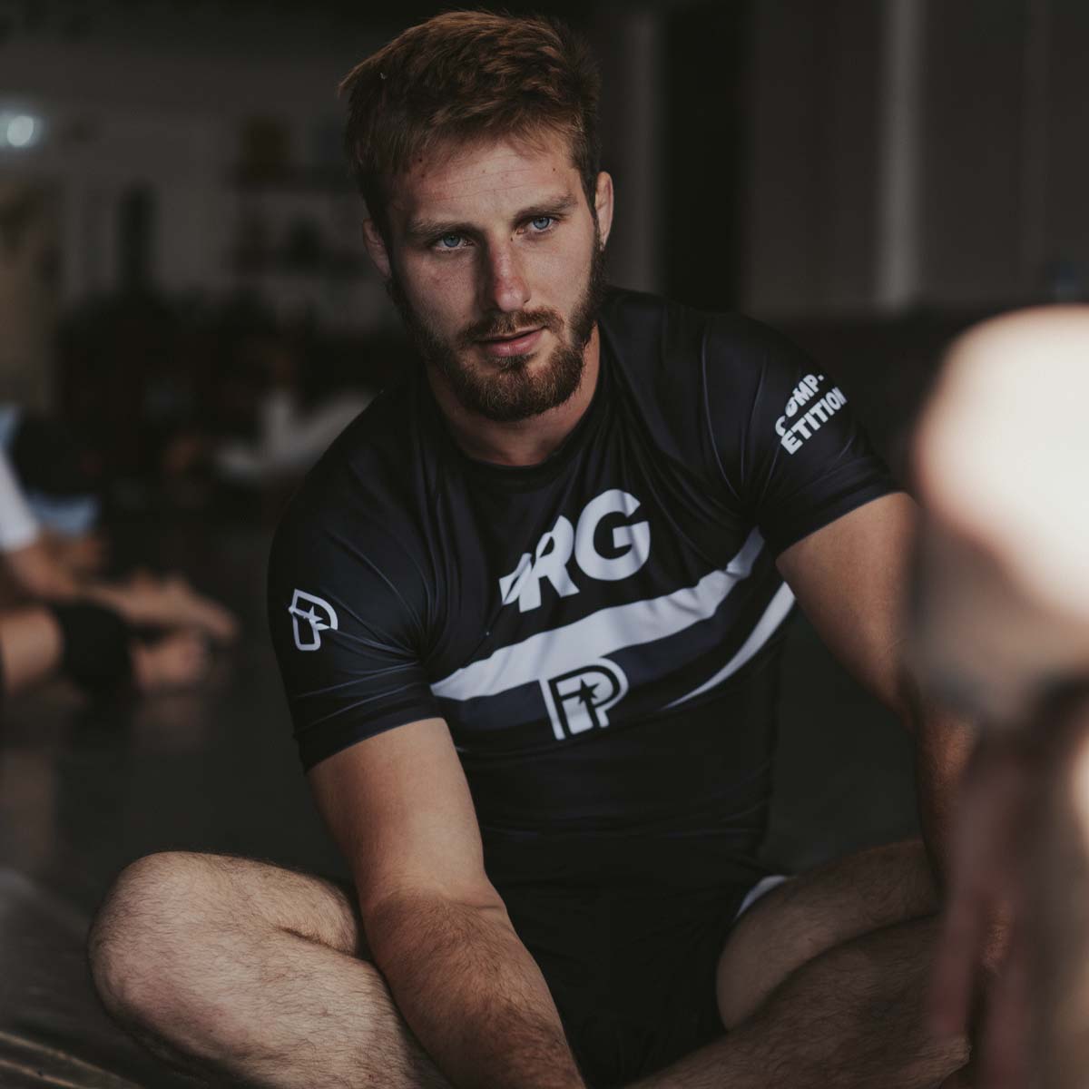 Прогресс ранжирует соревнование Rash Guard Black