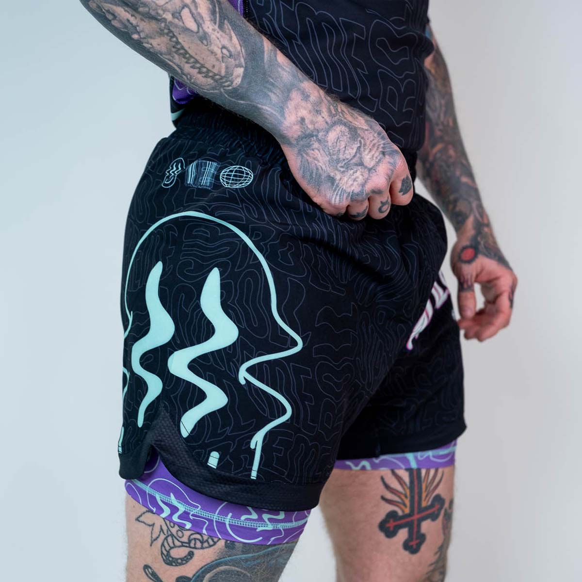 Rouler suprême le rave ultraviolet Brain Freeze 2 in 1 jiu jitsu shorts