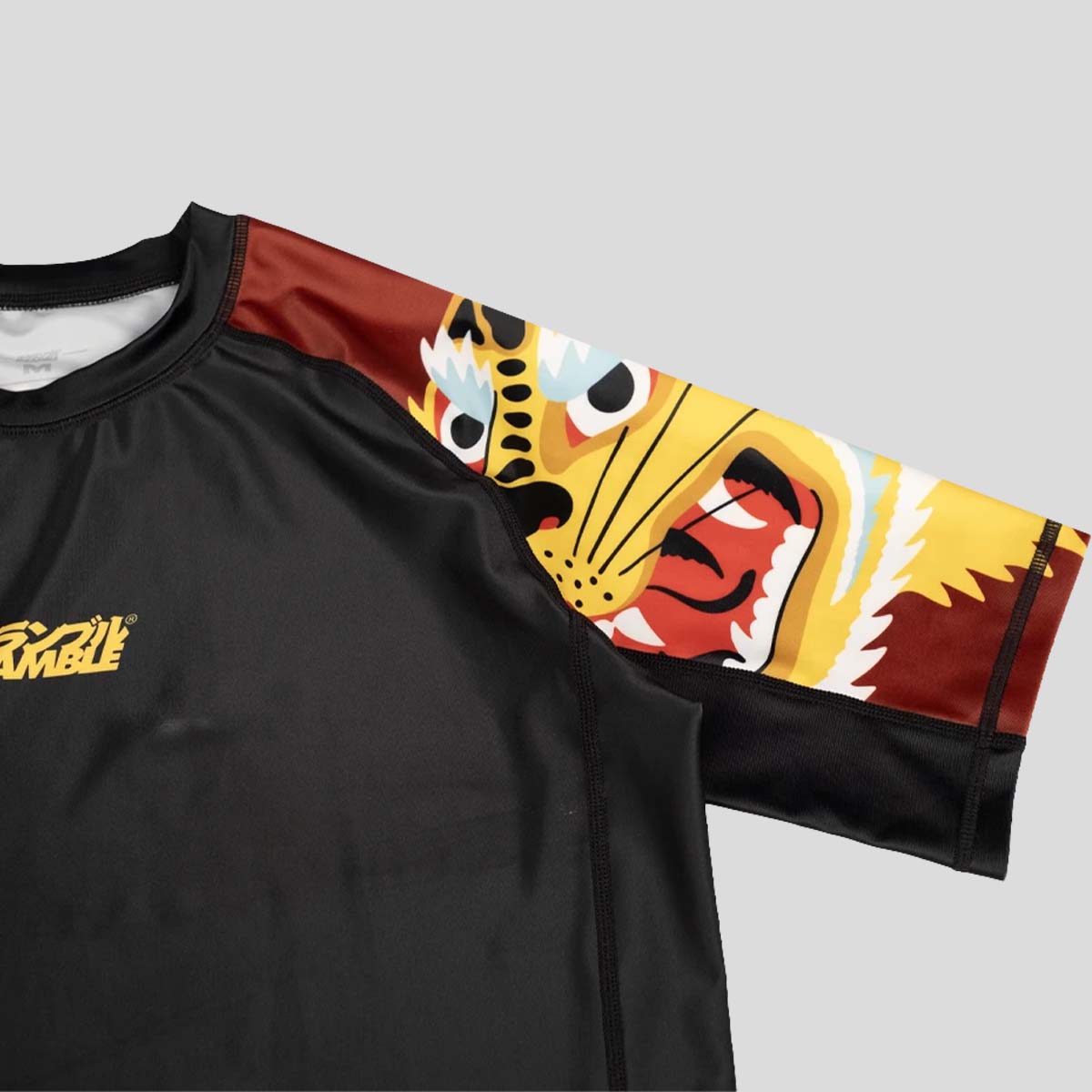 Скрабэмбл Сукуджан с коротким рукавом сып