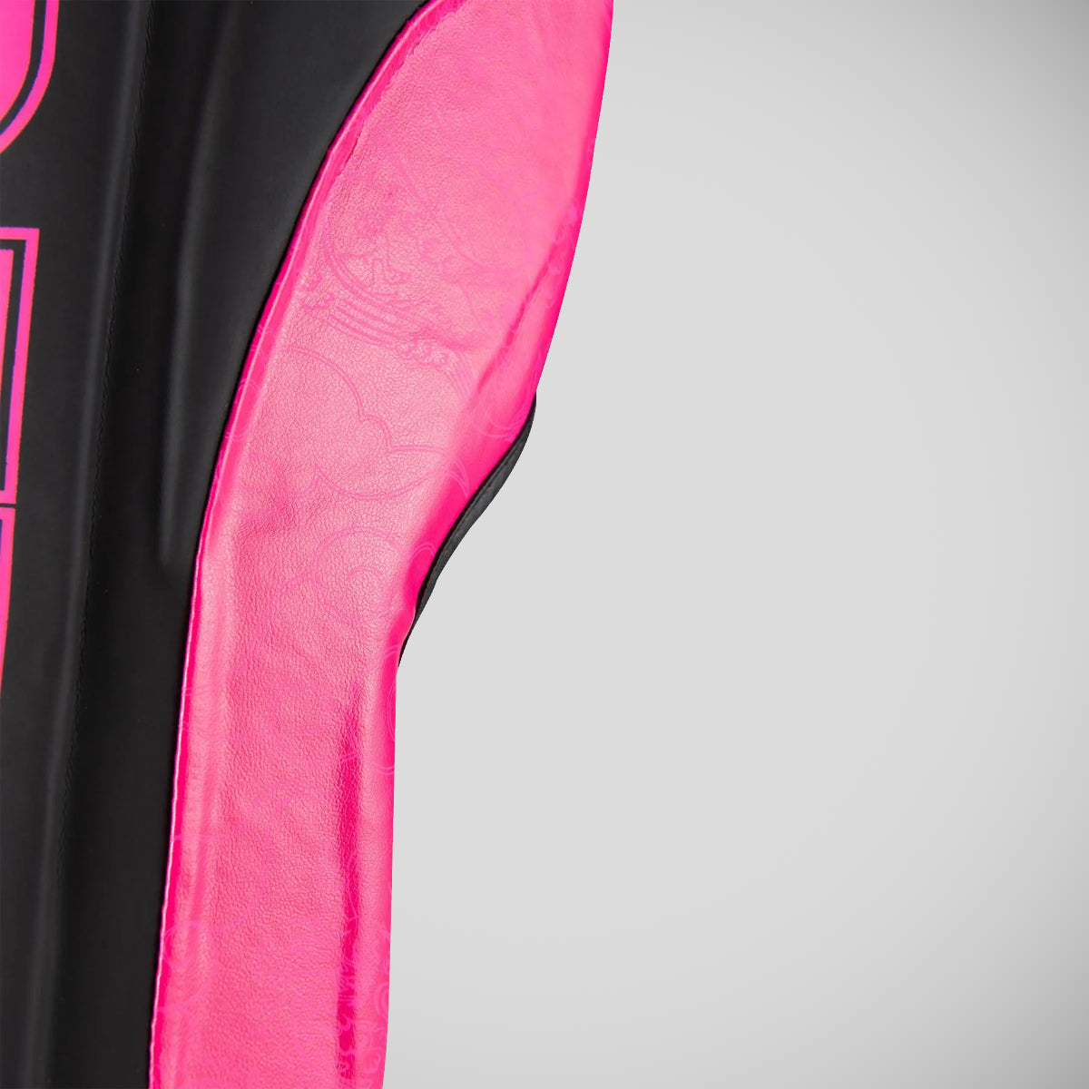 Top Ten Drachenschienbein und Inschreibe Guard Black/Pink