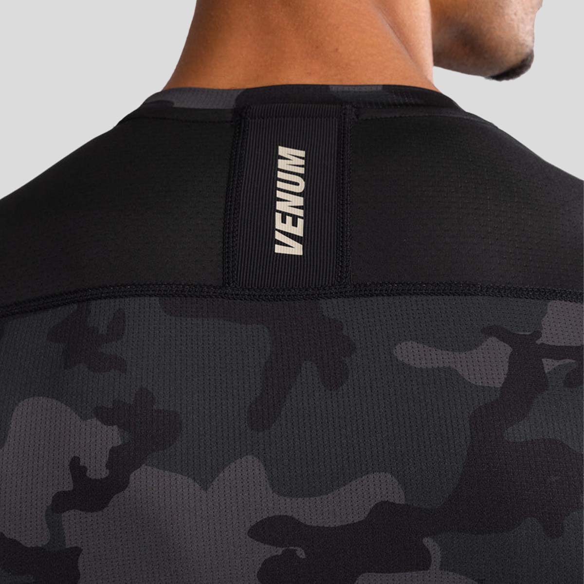 Venum G-fit aer cu mânecă scurtă gardă digitală urbană camo