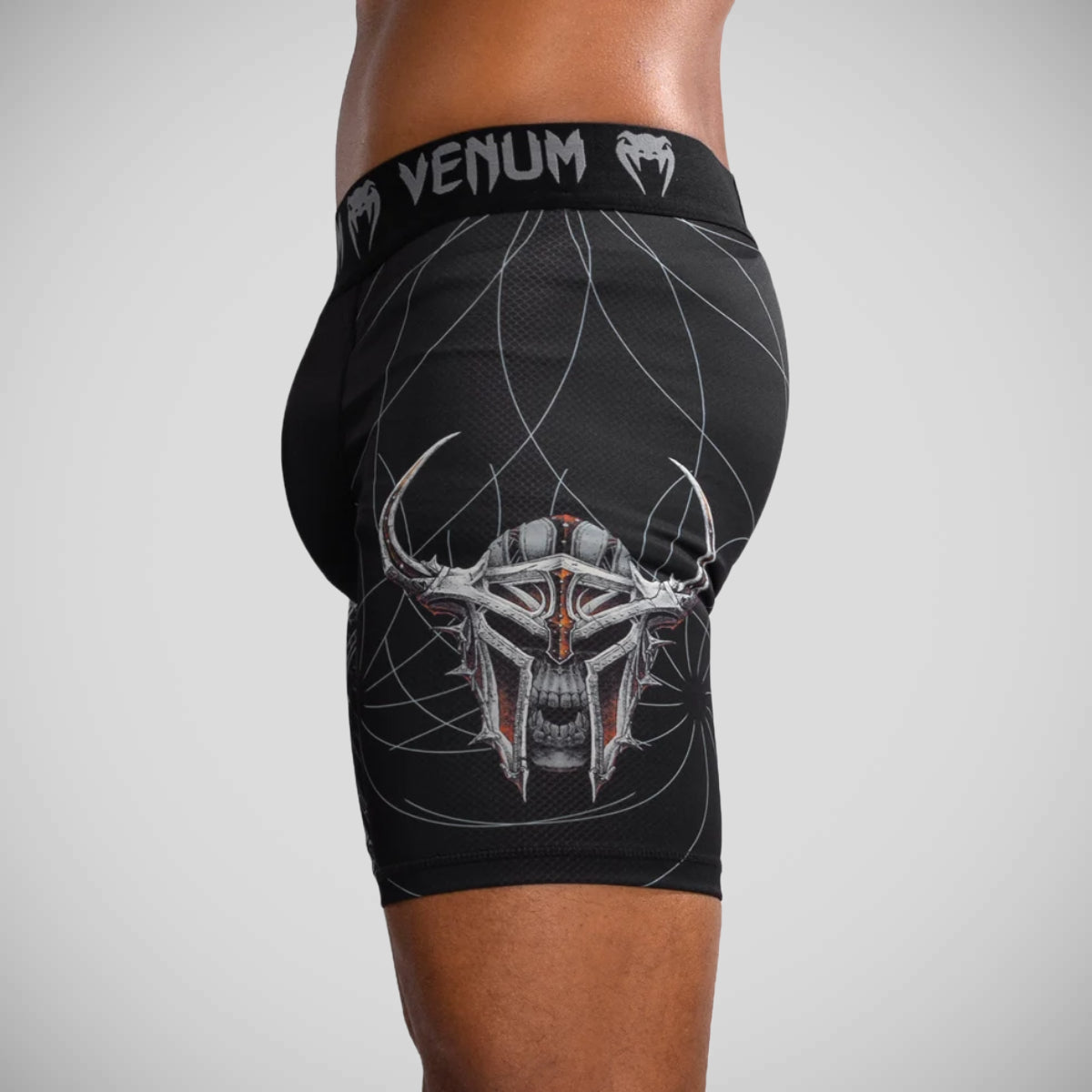 Venum Gladiator 5.0 Vale Tudo Shorts Schwarz/Silber