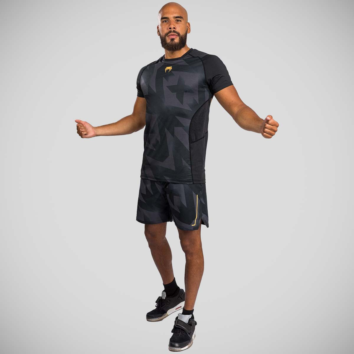 Venum Razor Dry Tech T-Shirt Black/Gold