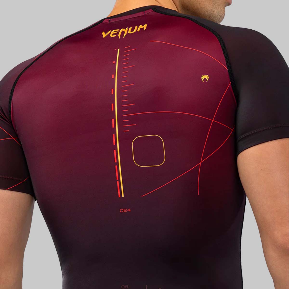 Venum Tactical XT с коротким рукавом Rash Guard Black/Burgundy/Gold