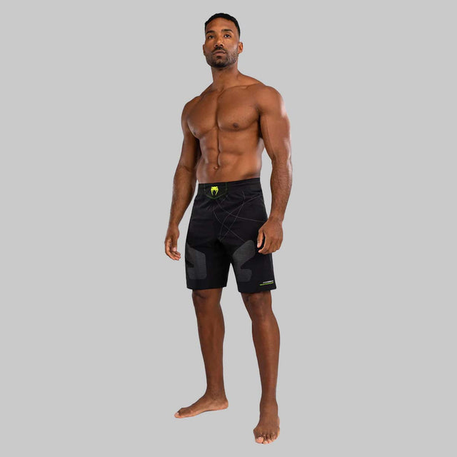 Venum Training Camp 4.0 Fight Shorts Black/Neo Green