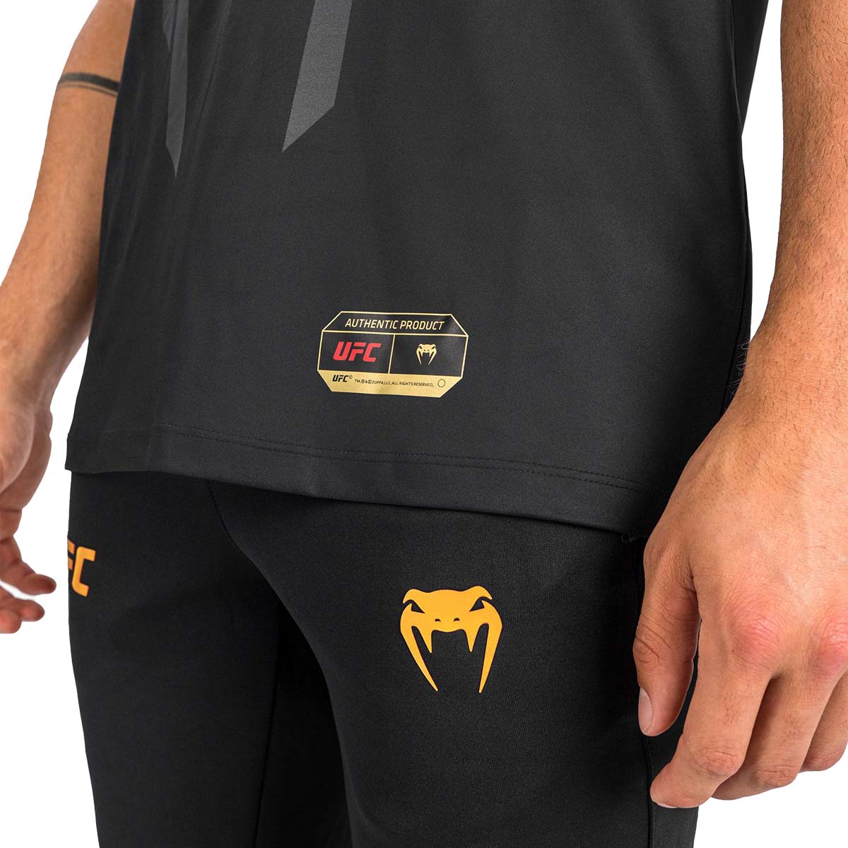 Venum UFC Authentic Fight Night Night 2.0 Jersey Black/Gold