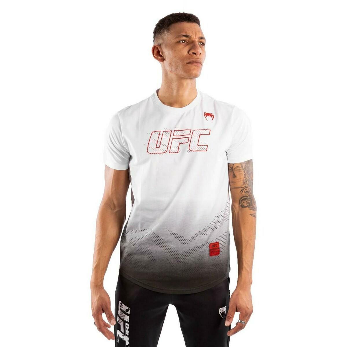 Venum UFC Authentic Fight Week 2 t-shirt wit