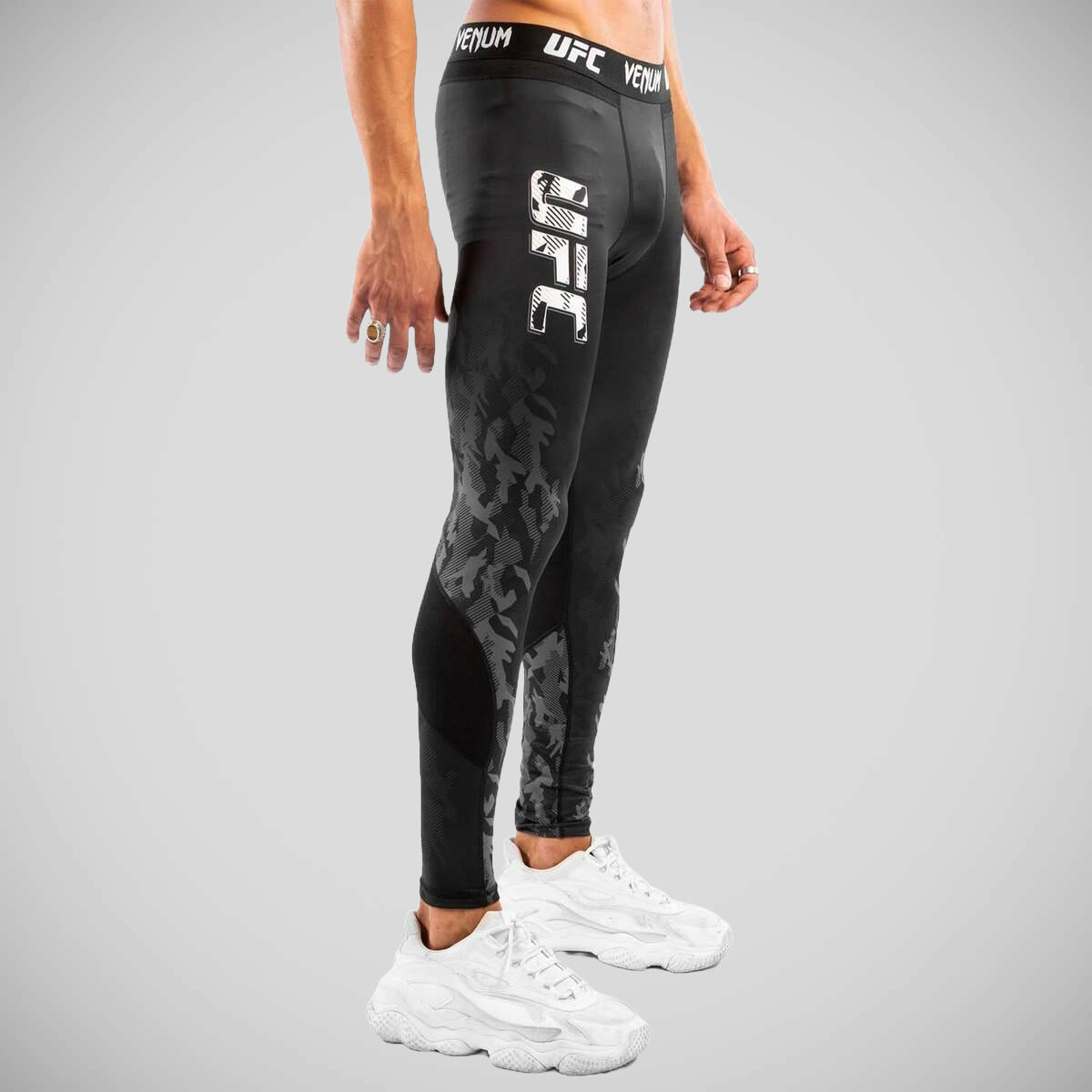 Venum UFC Authentic Bight Week Spats Black