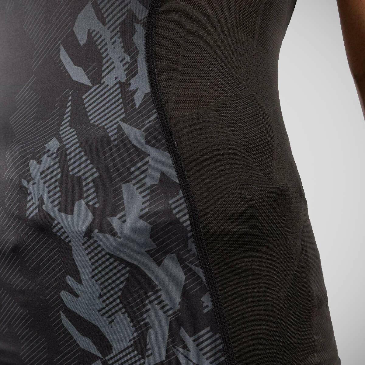 Venum UFC Authentic Fight Week Frauen trocken Tech Tank Top Schwarz