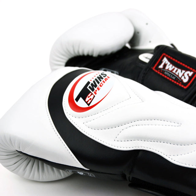 Twins Special BGVL6 Long-Cuff Boxing Gloves White-Black