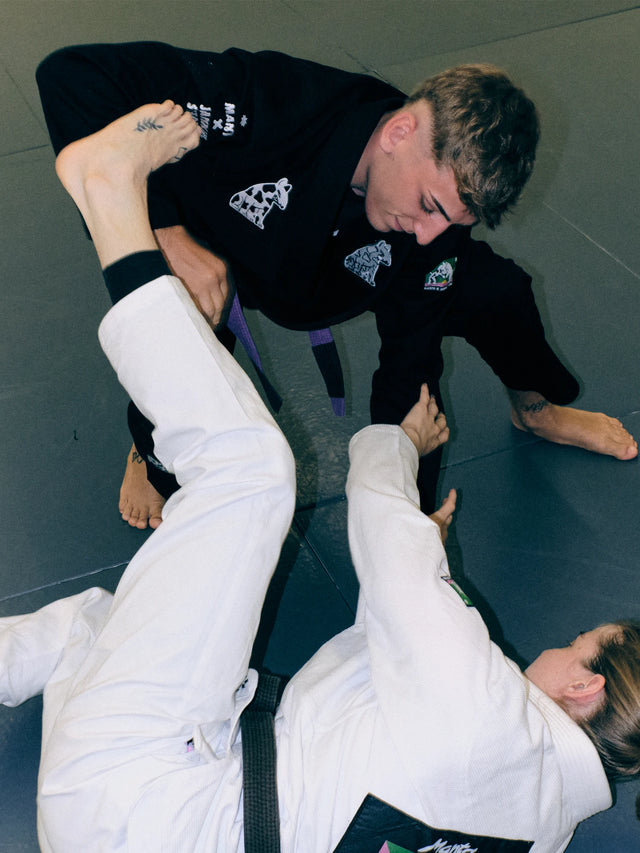 Manto Dogs BJJ Gi Black, view 6 of 16