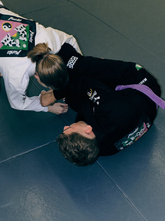 Manto Dogs BJJ Gi Black, view 7 of 16