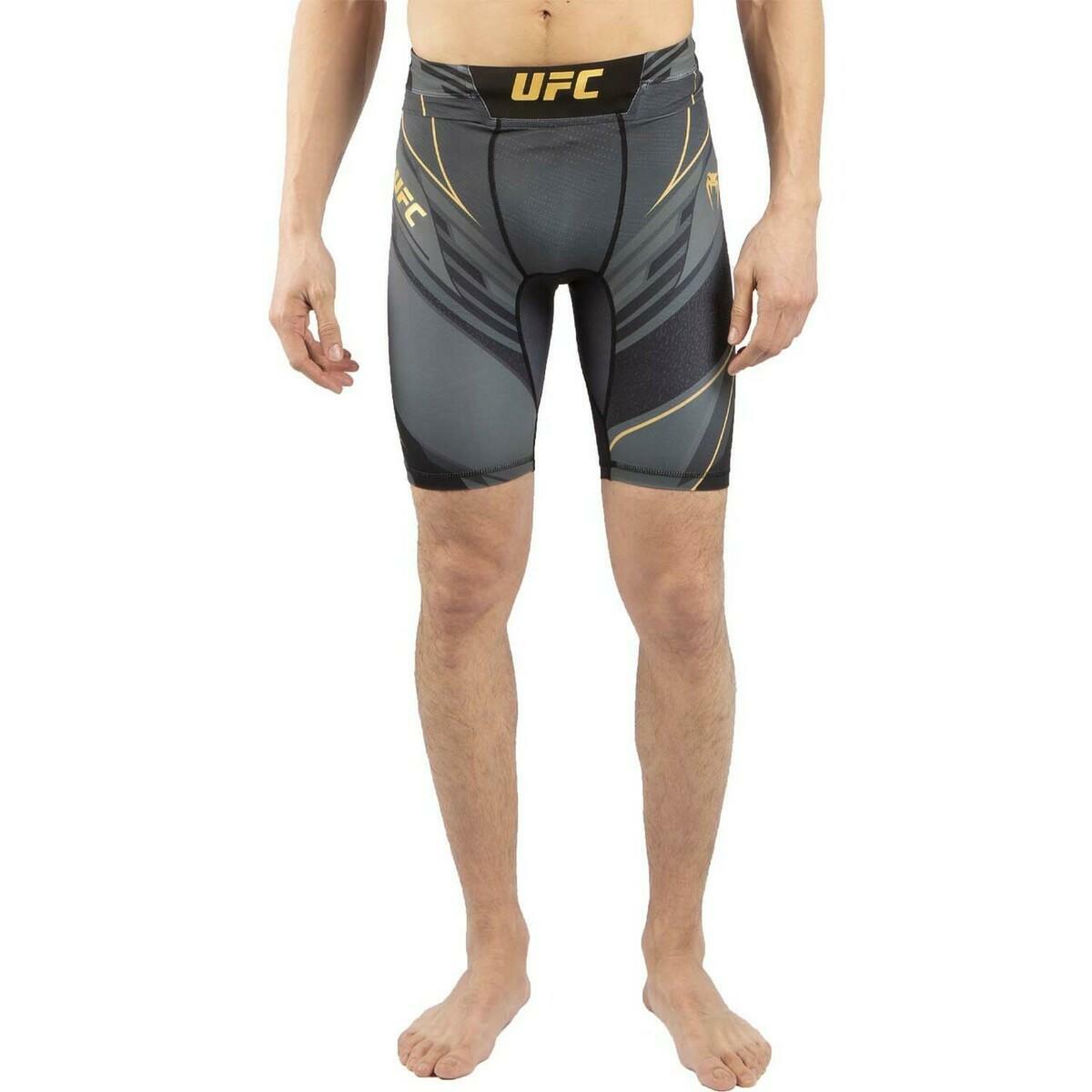 Черная/золотая венума UFC Pro Line Vale Tudo Shorts