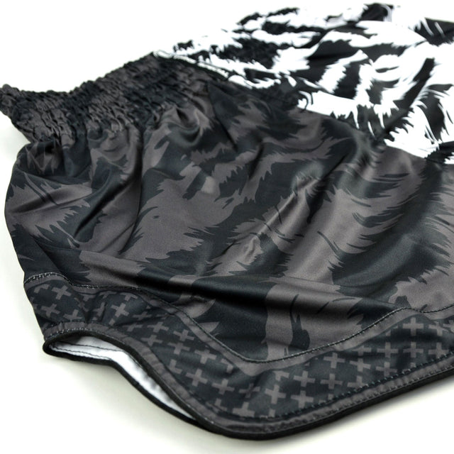 Twins Special Muay Thai Shorts Jungle Black-White