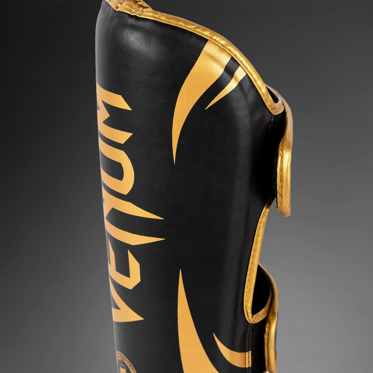 Venum Challenger Stand Up Shin Guards Black/Gold - 6