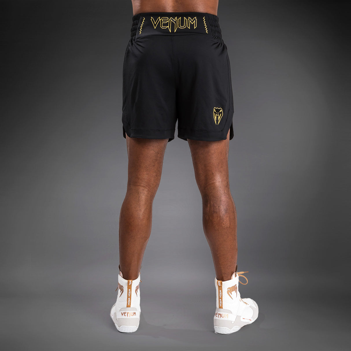 Venum Classic Boxing Shorts Black/Gold - detail