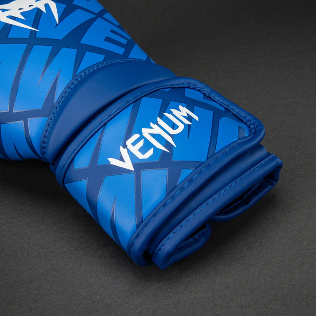 Venum Contender 1.5 XT 3D Boxing Gloves Royal Blue/White - detail
