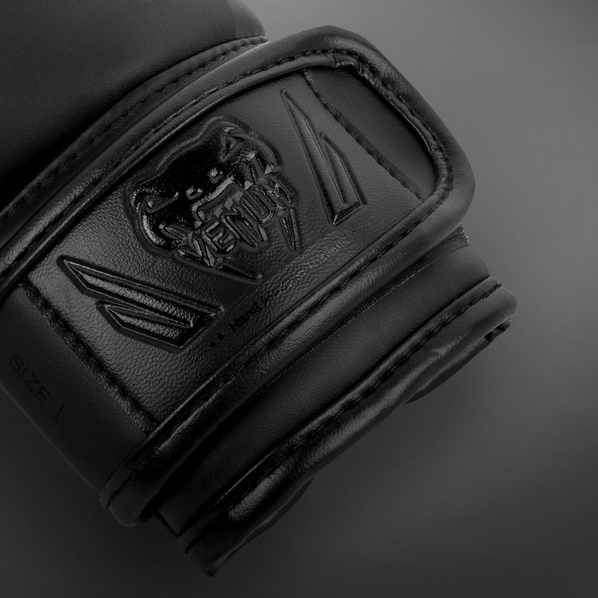 Venum Elite Boxing Gloves Kids Exclusive - detail