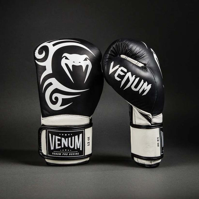 Venum Giant 2.0 Mike Tyson Pro Boxing Gloves Deep Black/Optical White