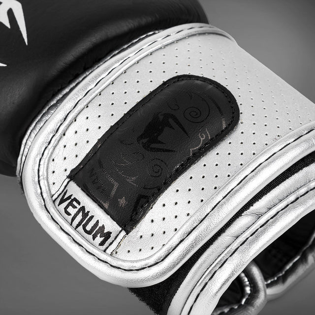Venum Power 2.0 Boxing Gloves Black/Silver - 5