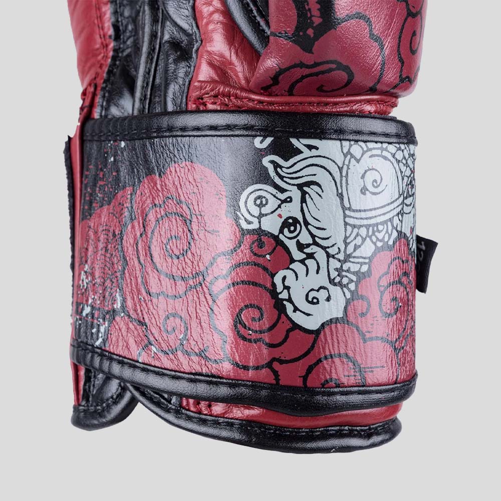 8 Weapons Hanuman Yant Boxing Gloves Black/Red