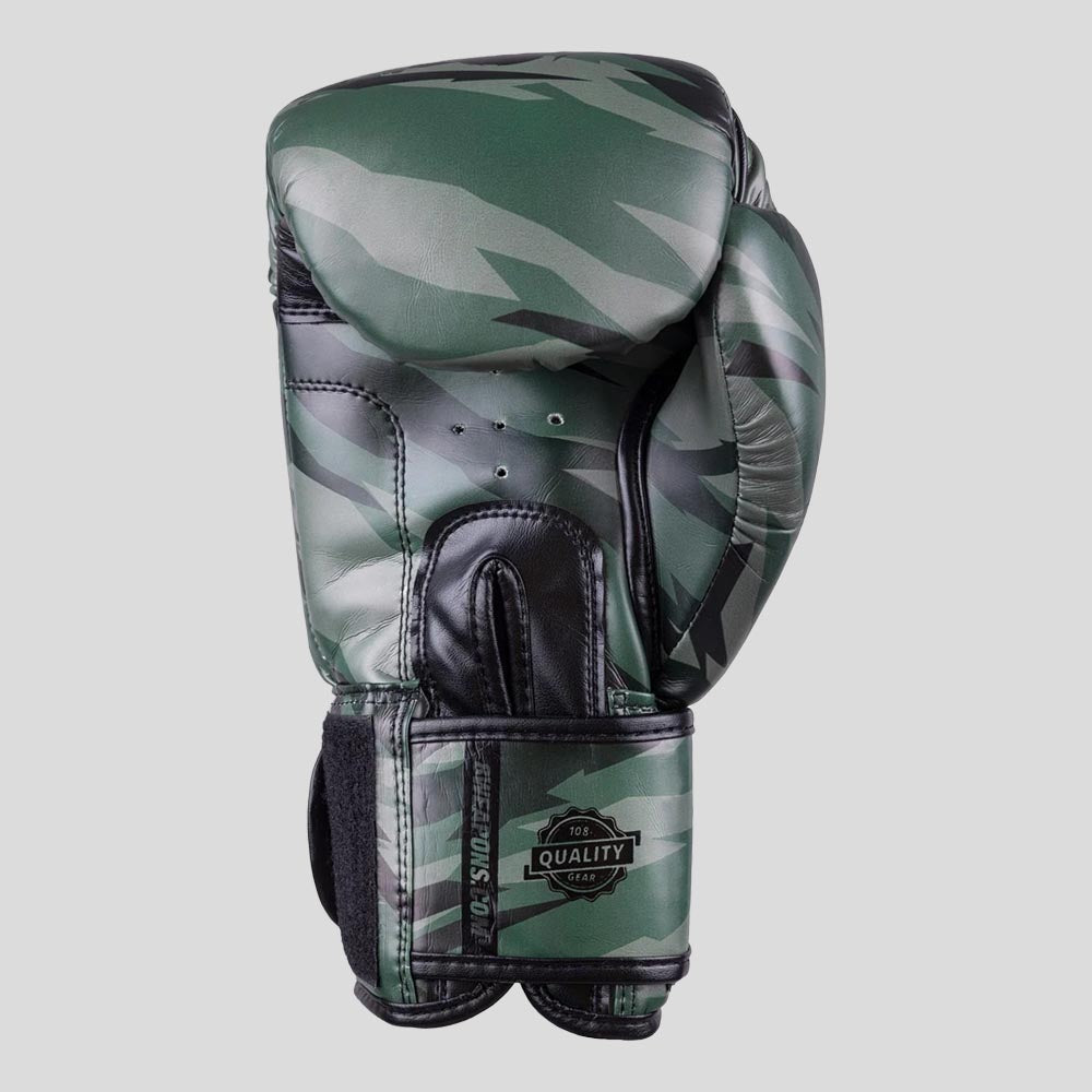 8 Weapons Unlimited 2.0 Boxing Gloves Woodland Camo