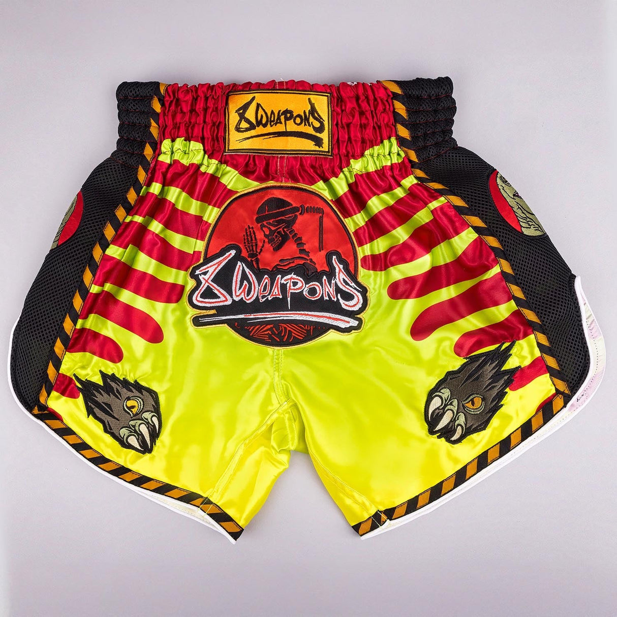 8 Weapons Jurassic Muay Thai Shorts Green - view 3