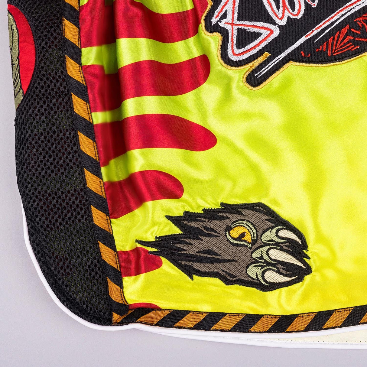 8 Weapons Jurassic Muay Thai Shorts Green - view 5
