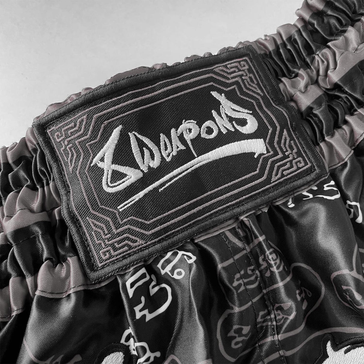 8 Weapons 8 Ways Yant 2.0 Muay Thai Shorts Black/Black - view 3