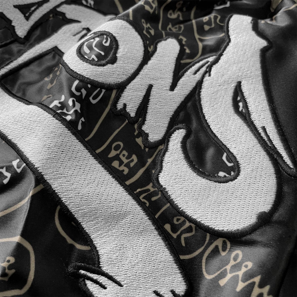 8 Weapons 8 Ways Yant 2.0 Muay Thai Shorts Black/Sand - view 4