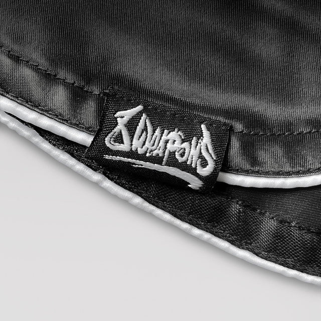 8 Weapons Mongkol Muay Thai Shorts Black/White - view 5