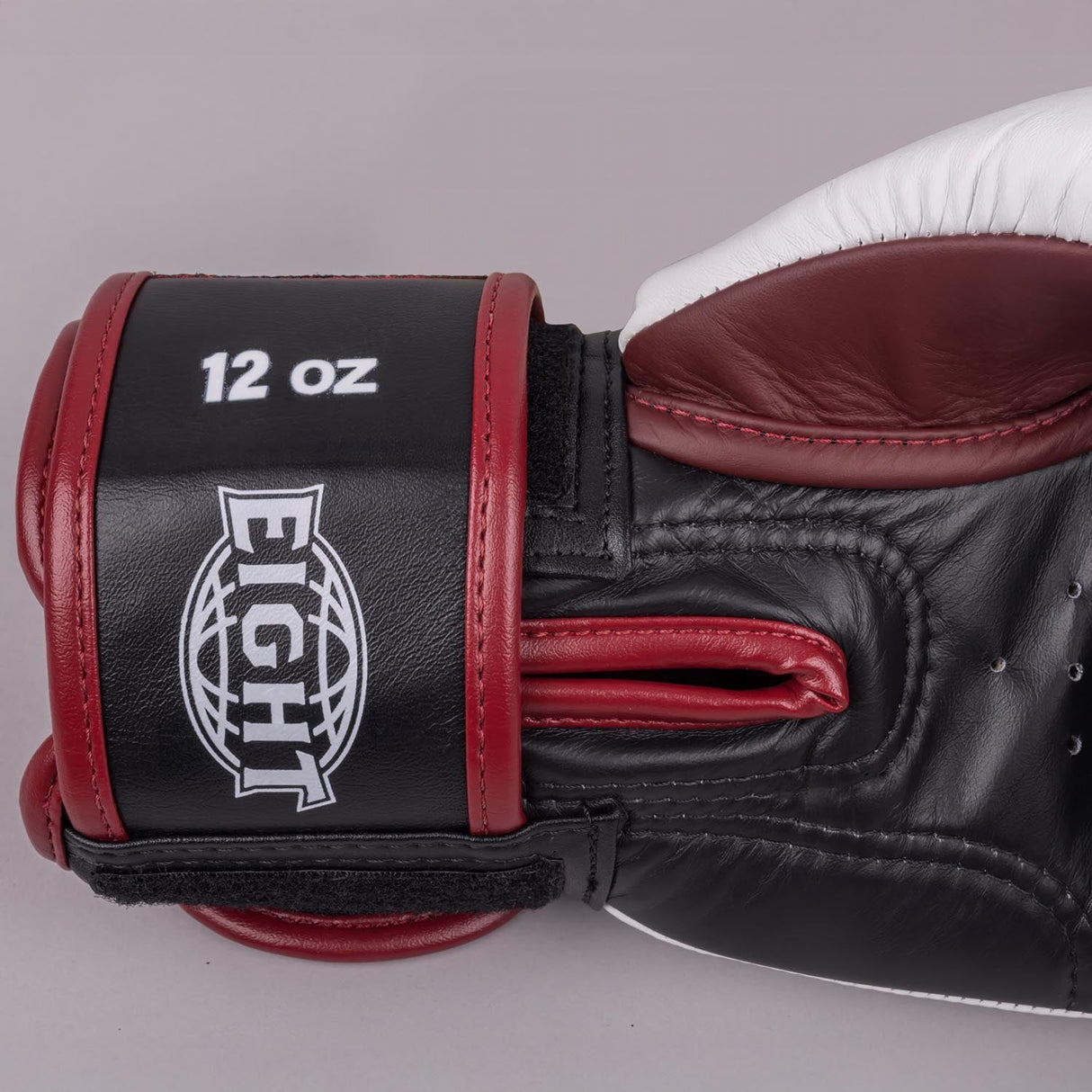 8 Weapons Bangkok Boxing Gloves White/Black - view 8