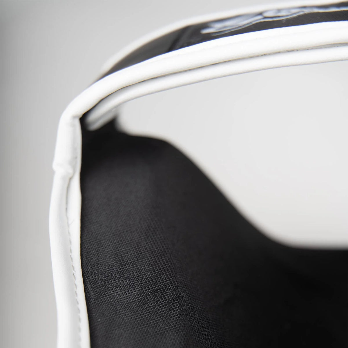 8 Silah Sak Yant Büyük Kaplan Shin Muhafızları Siyah/Siyah