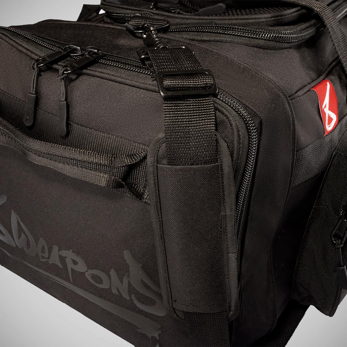 8 Weapons Sportsack schwarz/schwarz