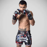 8 zbraní řezané jako čepel 2.0 Muay Thai Shorts Black