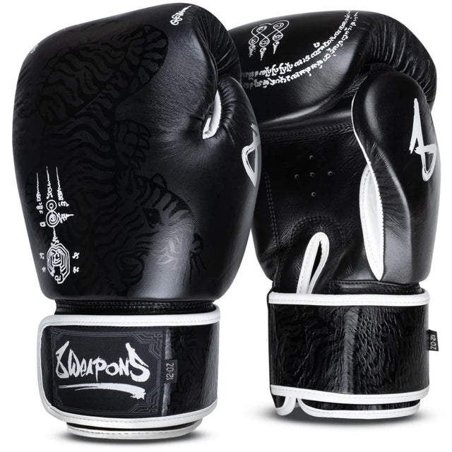 8 Weapons Sak Yant Big Tiger Boxing Gloves Black/Black