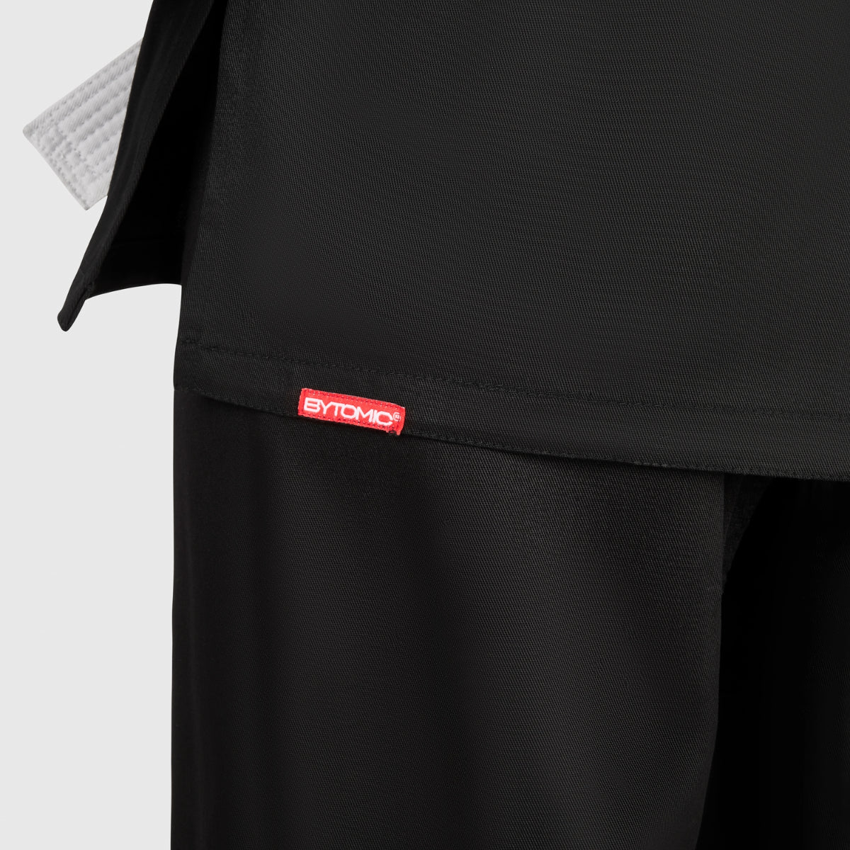 Bytomic Red Label en V-Neck Martial Arts Uniforme Negro