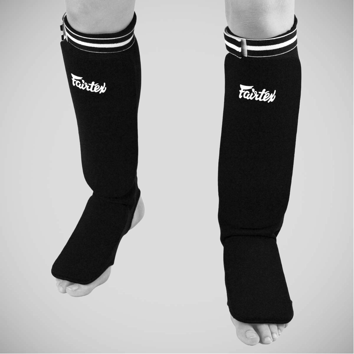 Το Fairtex SPE ελαστικό Shin Guards Black
