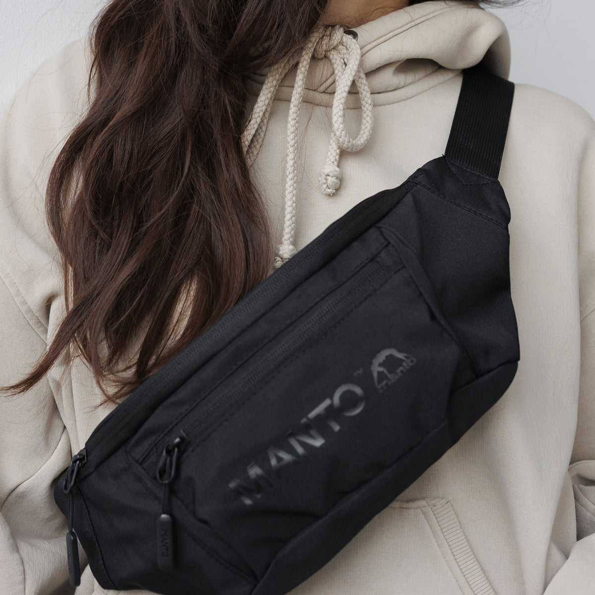 Manto Blackout Saco de cintura preto