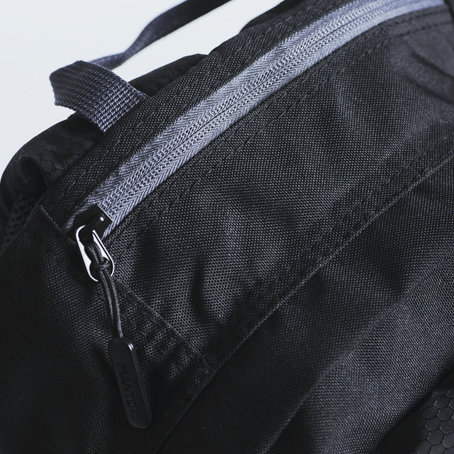 Manto Cross Back Pack Black