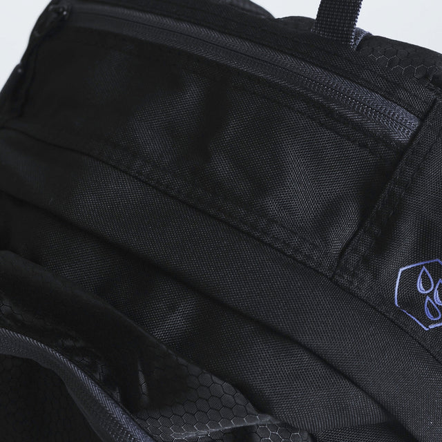 Manto Cross Back Pack Black