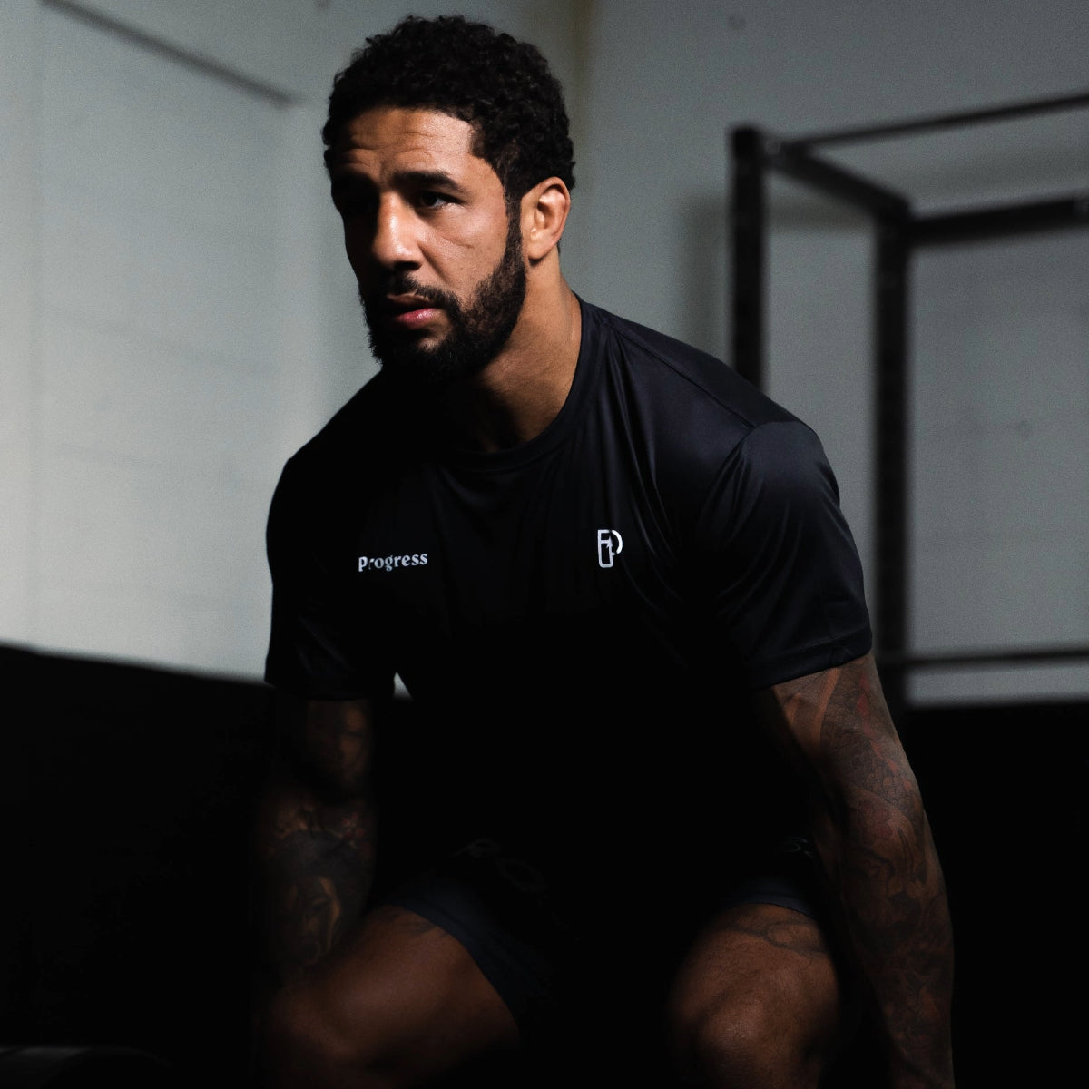 Framsteg rullande tee svart