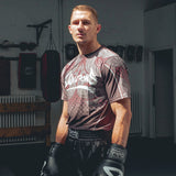 8 Weapons T-shirt fonctionnel naga yant noir / rouge