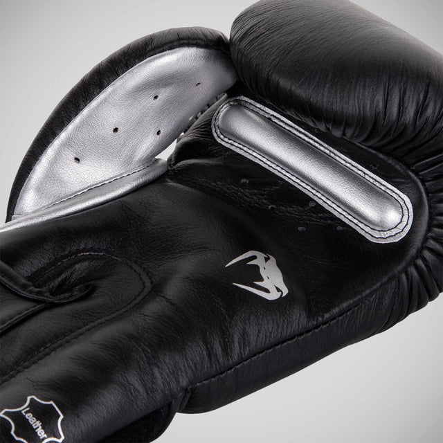 Venum Giant 3.0 Boxing Gloves Black/Silver