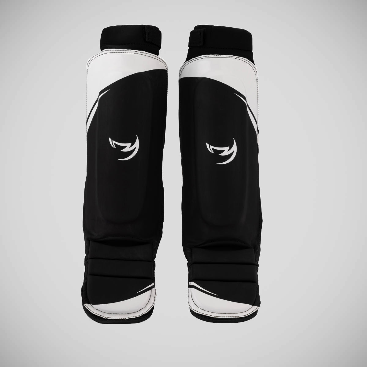 Fumetsu Ghost S3 MMA Shin Guards Black/White